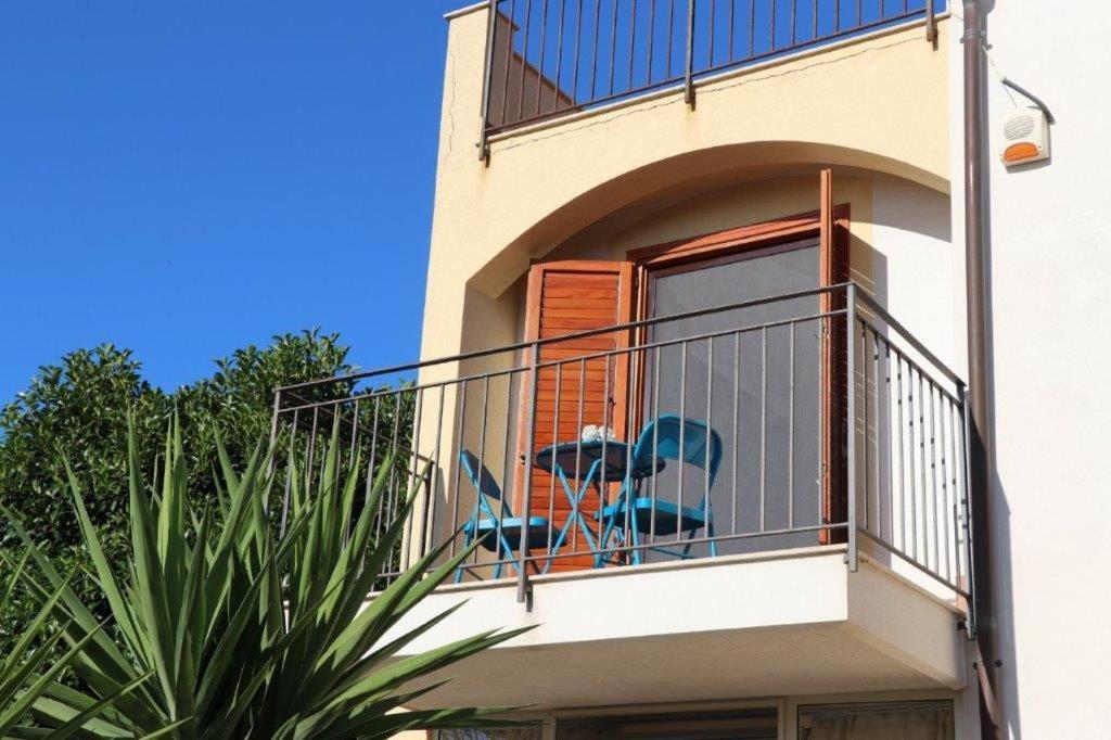 Villa Cavalluccio Marino Con Piscina Idromassaggio Carini Ngoại thất bức ảnh